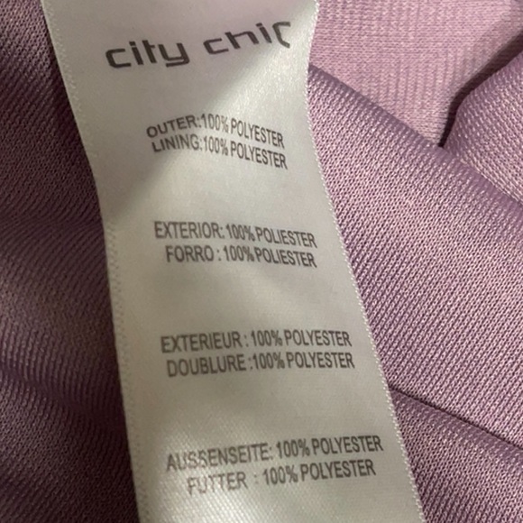 💥FREE W/ $10+ PURCHASE💥🆕🦋CITY CHIC ROSEWOOD FLORAL Top🦋FLAWED - Picture 12 of 13